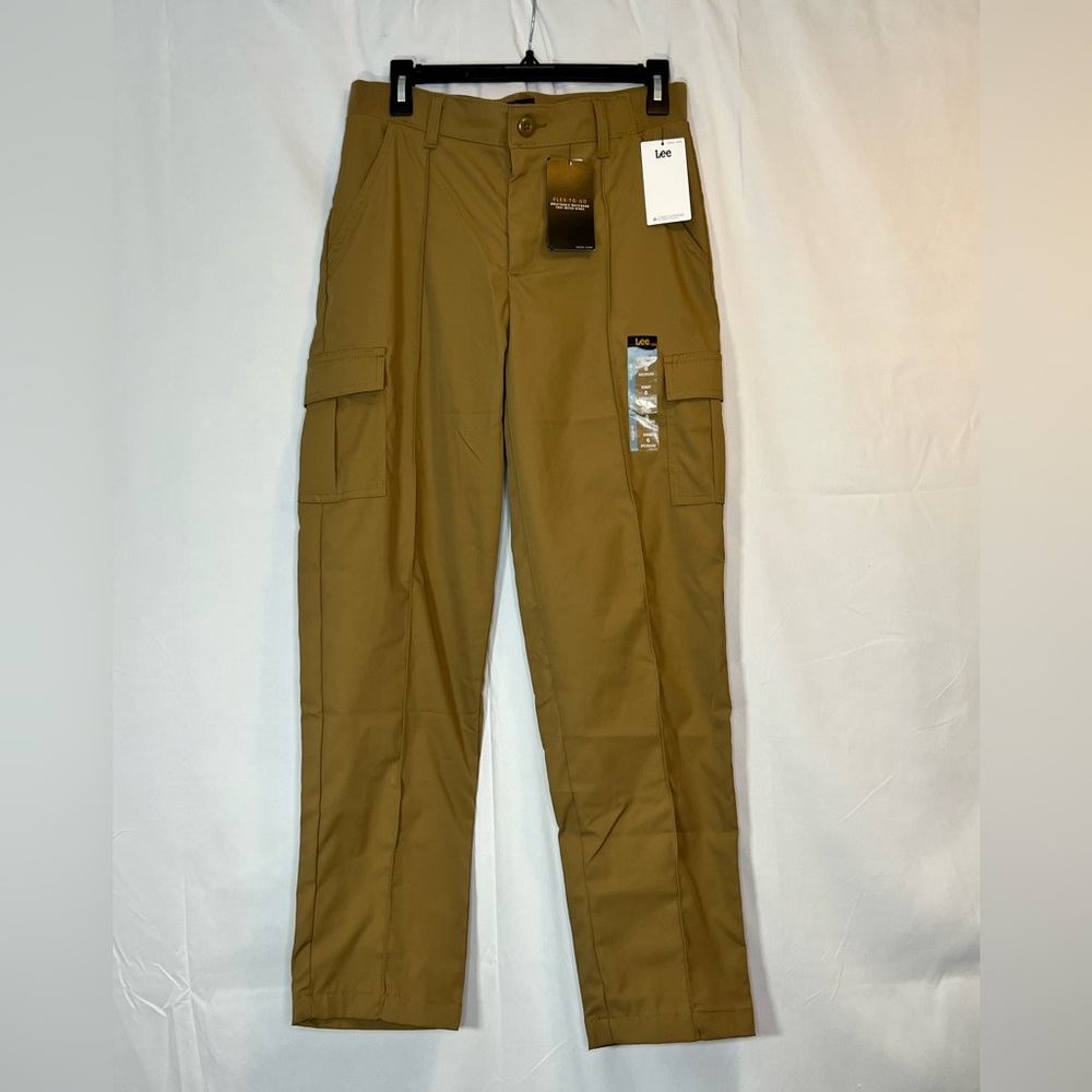 NWT Lee Flex to Go seamed Khaki Cargo Pants Size 6